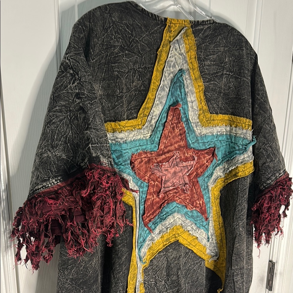 Colorful Star Patterned Kimono - Picture 9 of 12
